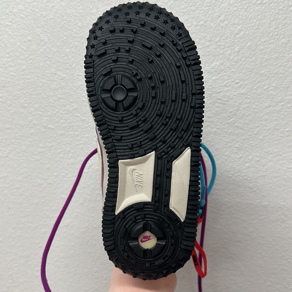 Nike Snowboarding Women's Boot - Picture 10 of 12